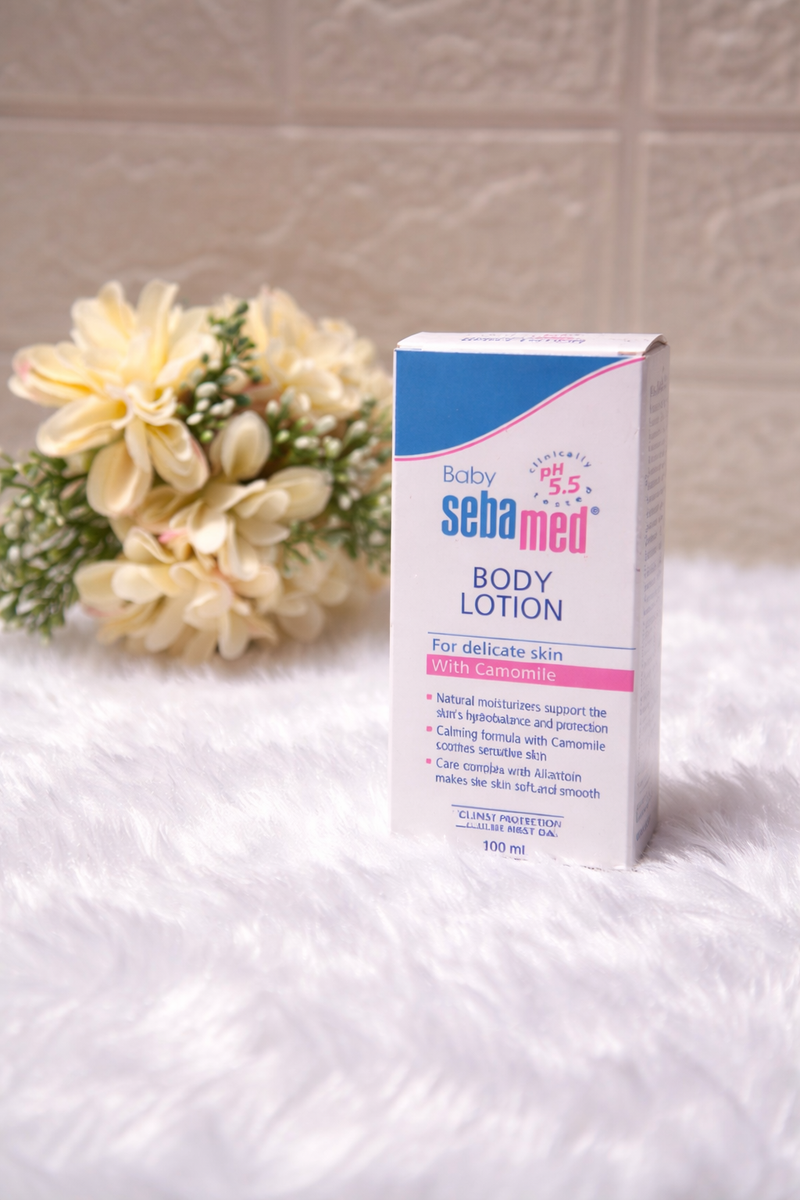 Sebamed Baby Body Lotion with Chamomile – pH 5.5 Gentle Moisturizing Lotion for Delicate Skin (100ml)